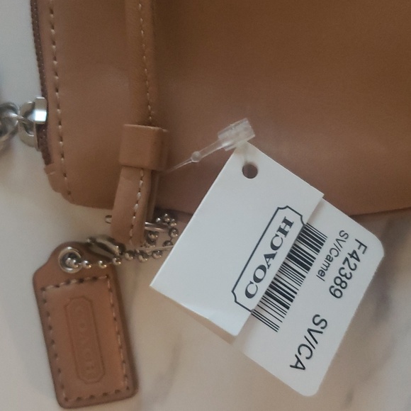 Brown authentic coach wristlet - Picture 3 of 3